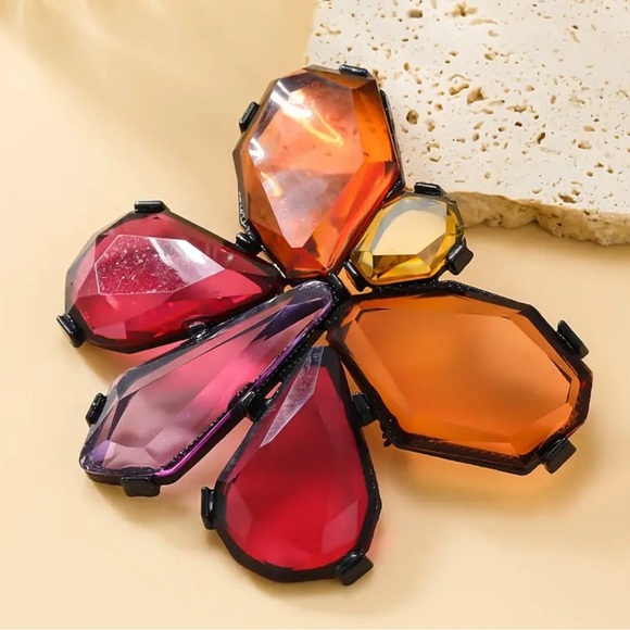 Zara Resin Butterfly Pin Brooch - Picture 4 of 4